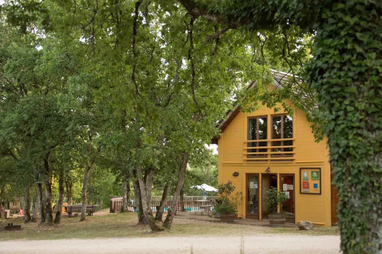 Le Bois De Faral Hotel Le Bastit Exterior photo